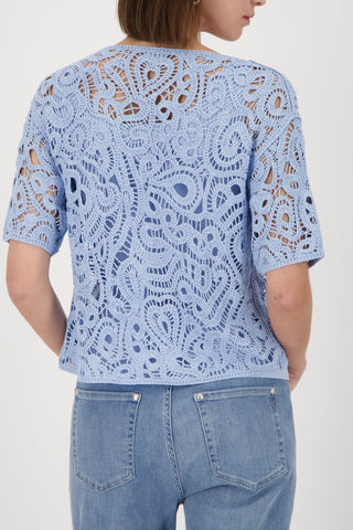 Pullover, sea side