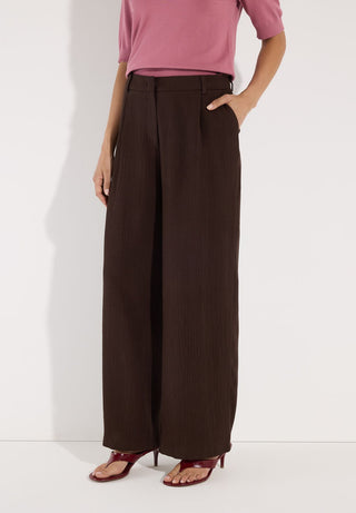 Hose mit weitem Bein