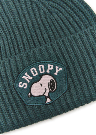 Gestrickte Mütze mit Snoopy-Patch