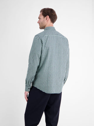 BUTTON DOWN