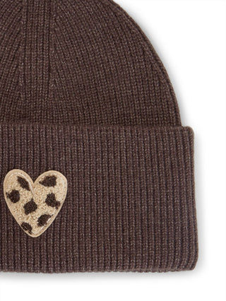 Beanie Mütze mit Badge