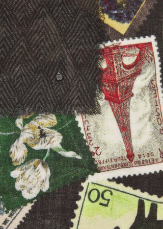 Feiner Schal aus Wolle-Modal-Mix mit Briefmarken-Motiven