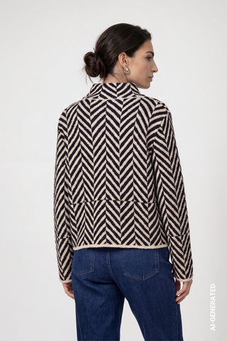Strickpullover mit Fischgratmuster