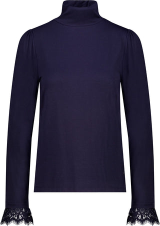 Rollkragenshirt mit Spitze