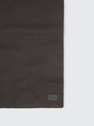 Strickschal mit Badge