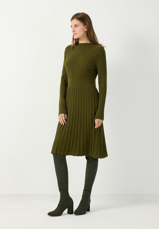 Strickkleid mit Rippenstruktur