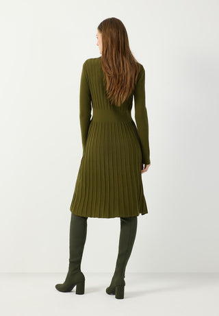 Strickkleid mit Rippenstruktur