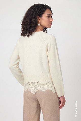 Strickpullover mit Spitzensaum
