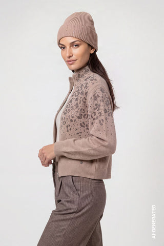 Strickmütze mit Strasssteinen