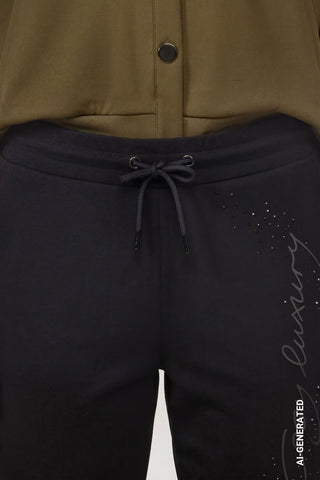 Jogger mit Strass von Monari in Schwarz – Hose für Damen – Ansicht 4