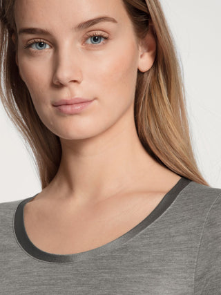 WOMEN Top long-sleeve